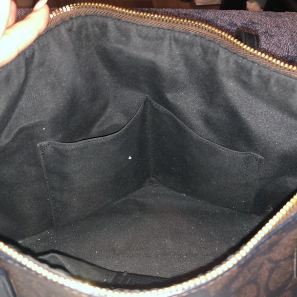 Authentic coach purse - Picture 9 of 10